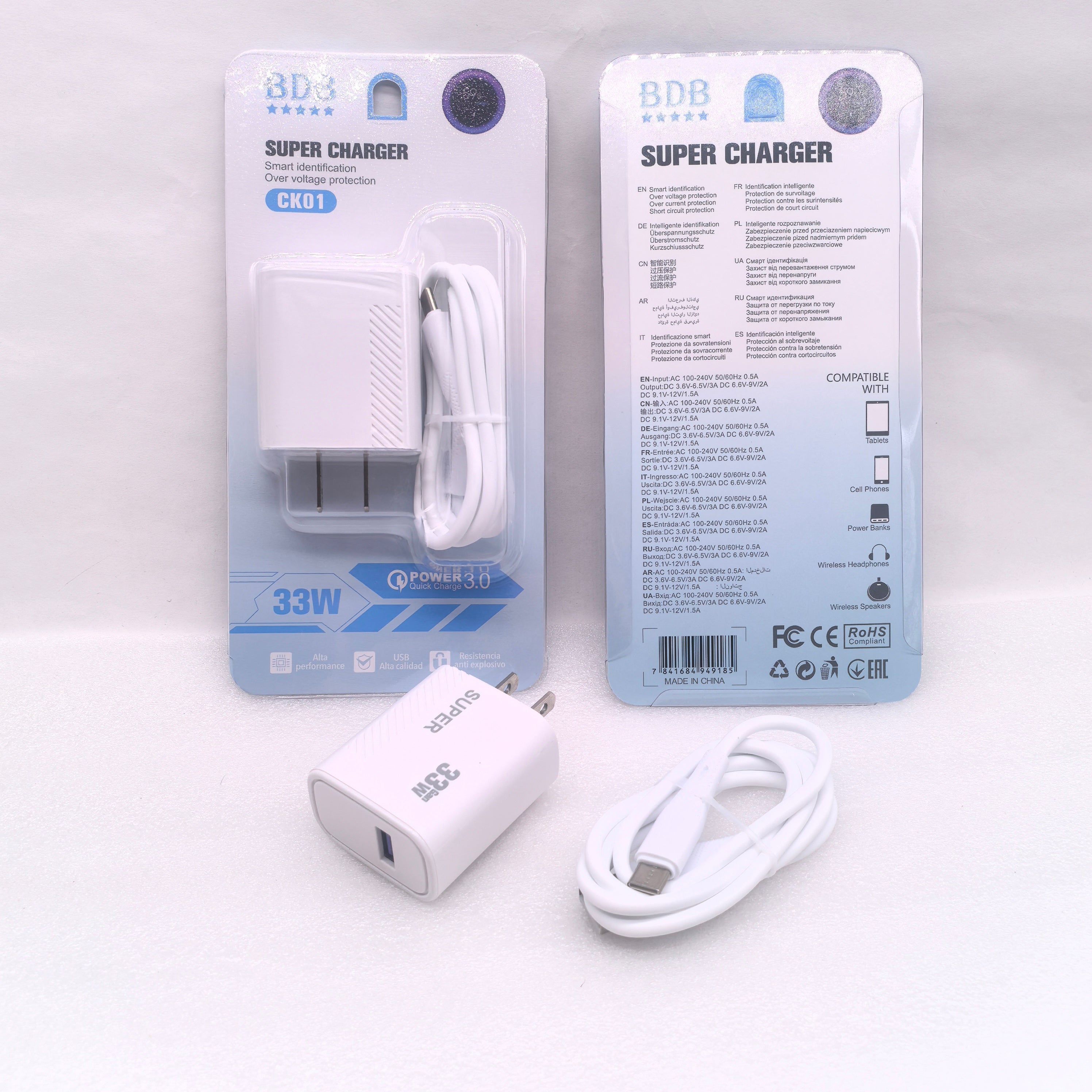 OEM Type C USB Wall Charger QC3.0 Fast Charging Mobile Phone Package with 5V/2.4A Output and 9V/2A Input